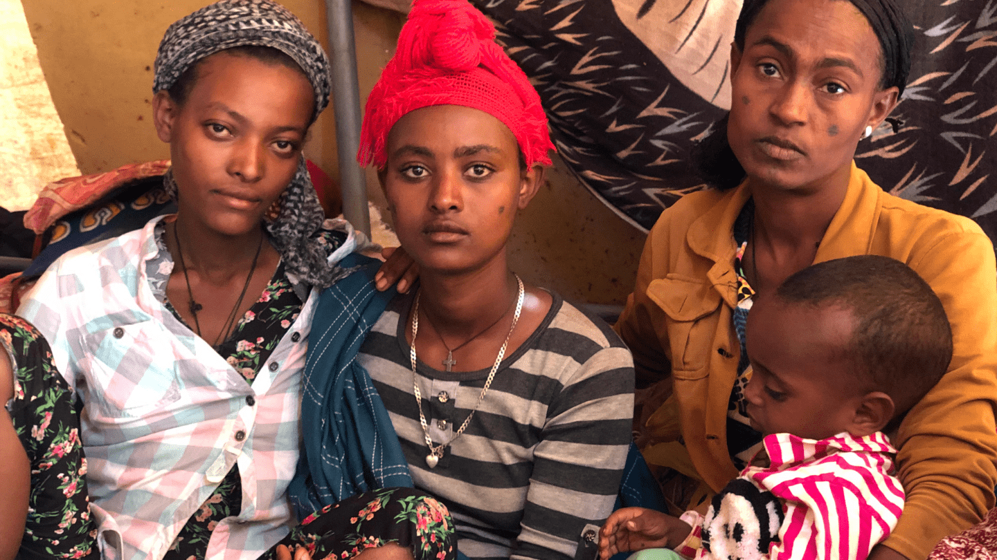 Women and girls at Chagni IDP camp, Ethiopia.