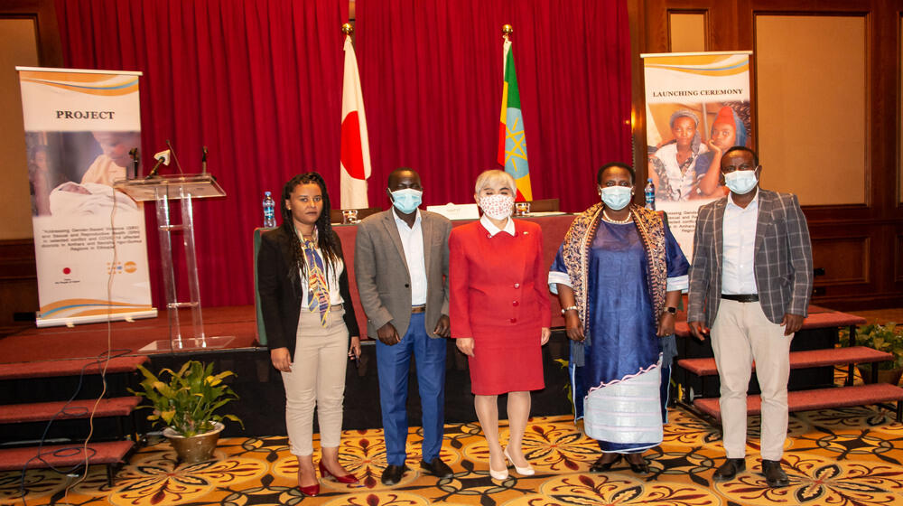 H.E. Ms Ito Takako, Ambassador of Japan to Ethiopia with Ms. Esperance Fundira, UNFPA Ethiopia Officer in Charge and distinguished representatives of the Ministry of Health and the Amhara and Benishangul Gumuz Regional States at the end of the launching ceremony in Addis Ababa. 