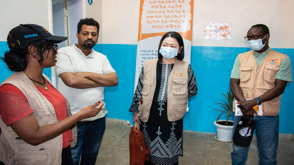 Ms. Shoko discussing with professionals at the One-Stop Centre in Adigrat, Tigray. 