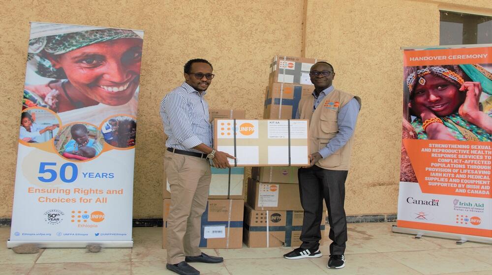 Head of Afar Health Bureau and UNFPA Country Representative at hand-over ceremony